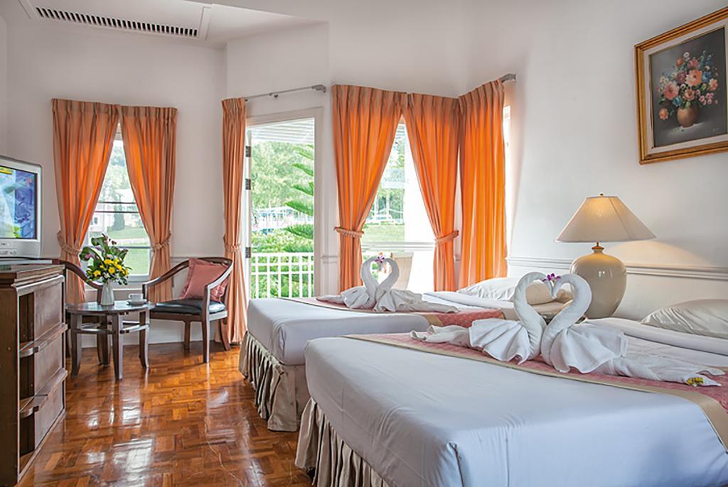 Brookside Valley Resort Rayong Exterior foto